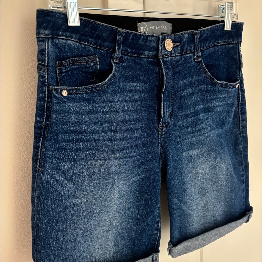 Wit & Wisdom Stretch Denim Shorts, Size 2, 9.5” Inseam Unrolled, Jean Shorts - Picture 2 of 11